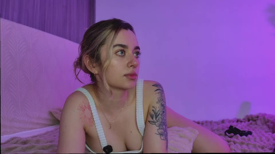 miss_lanaa Adult Chat August 6, 2026