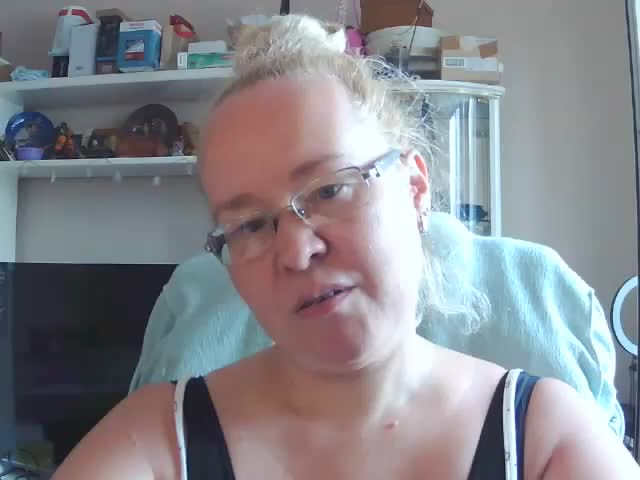 Viola27 Adult Chat August 6, 2026