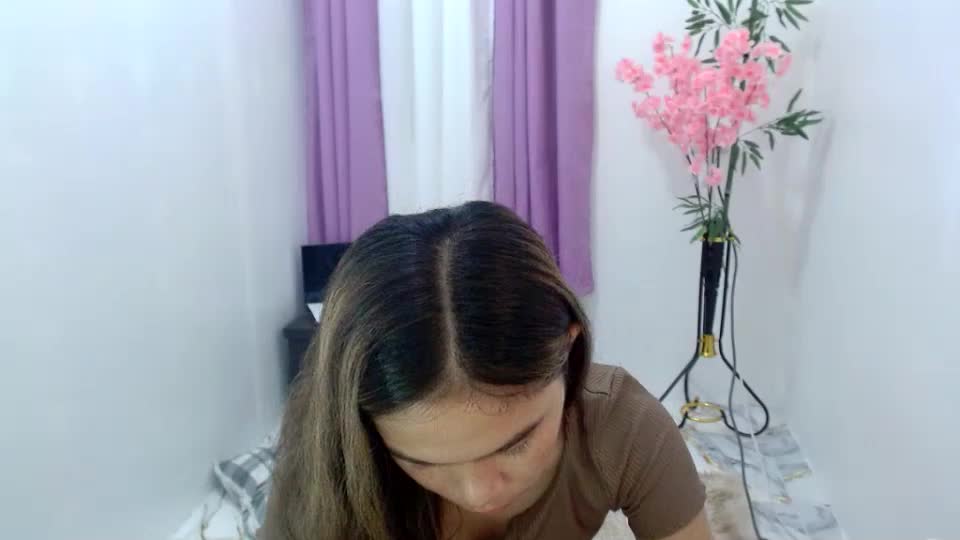 pussiswet_xx Adult Chat August 6, 2026