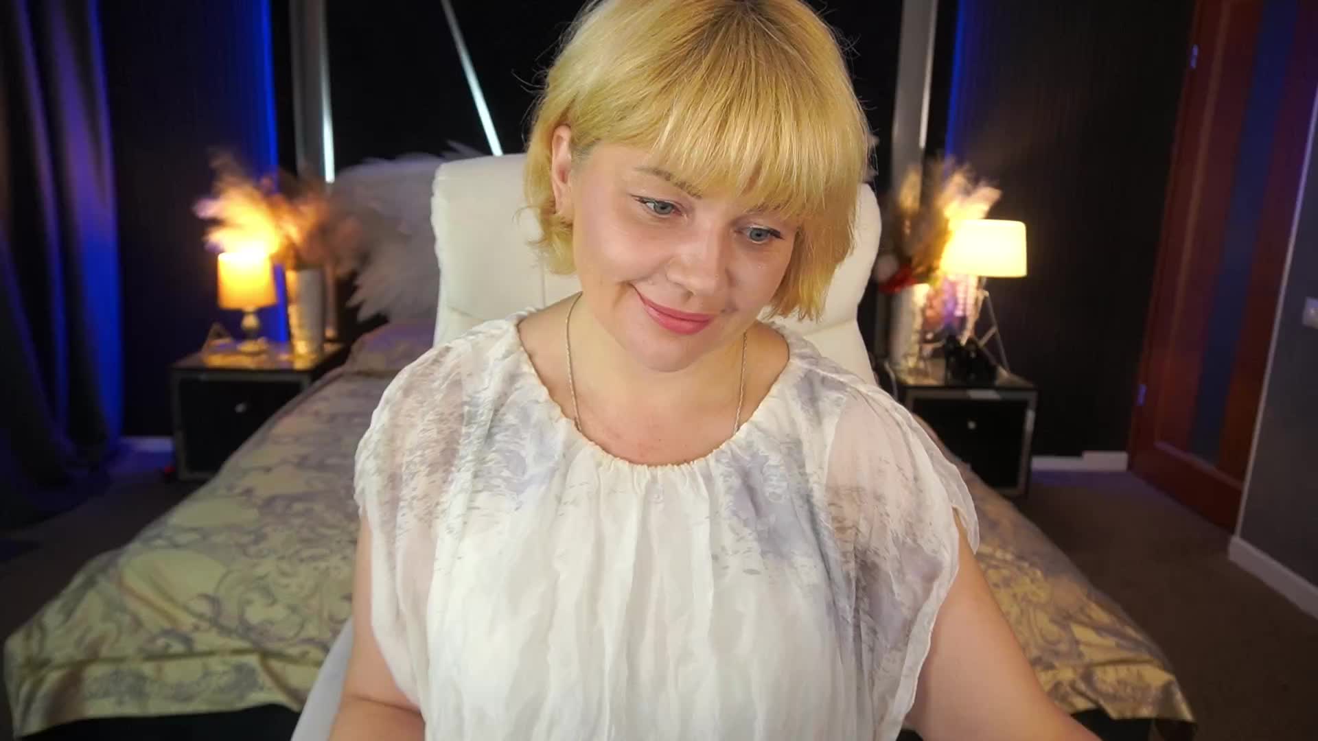 AmiraNight Adult Chat August 6, 2026