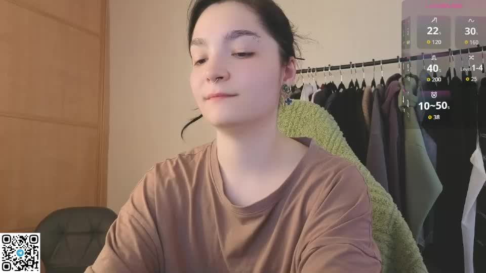 luna_moon14 Adult Chat August 6, 2026