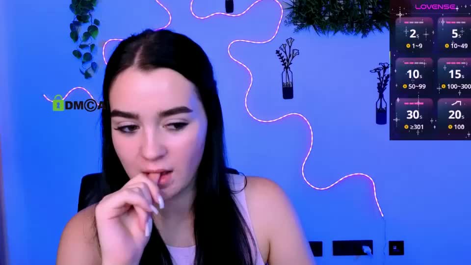 milamiuuu Adult Chat August 6, 2026