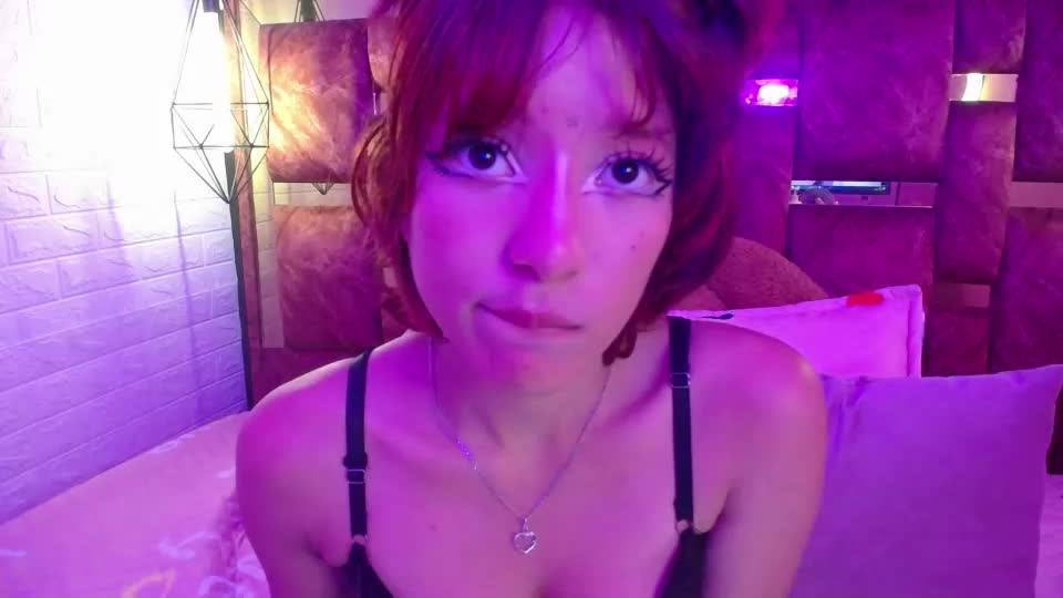 scarlett_squerit Adult Chat August 6, 2026