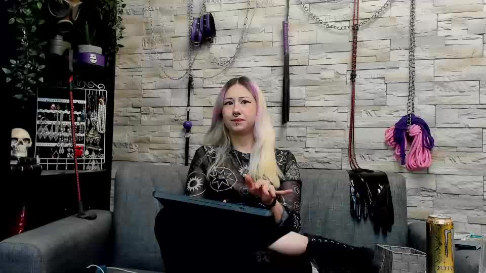 miss_kaz Adult Chat August 6, 2026
