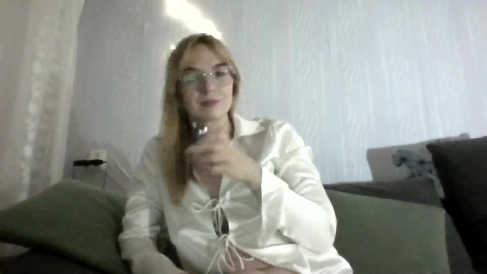 zhanna_secret Adult Chat August 6, 2026