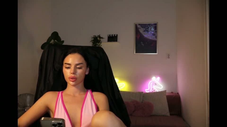 tatianaxoxo1 Adult Chat August 6, 2026