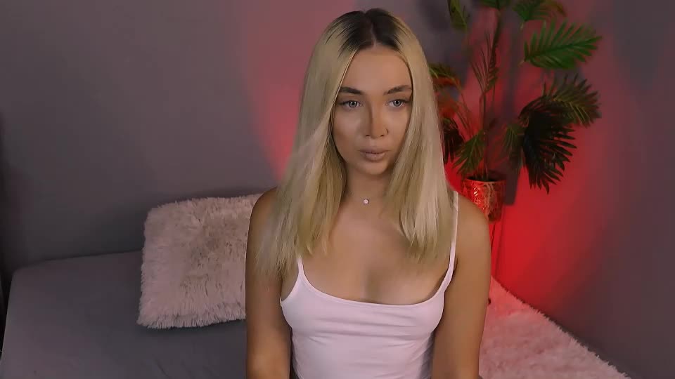 hotjessxx Adult Chat August 6, 2026