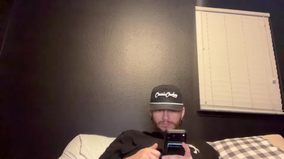 tallhungcloudyy Adult Chat August 6, 2026