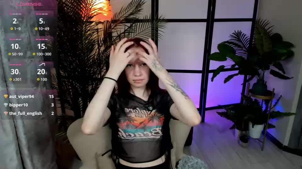 mi_mi_mia Adult Chat August 6, 2026