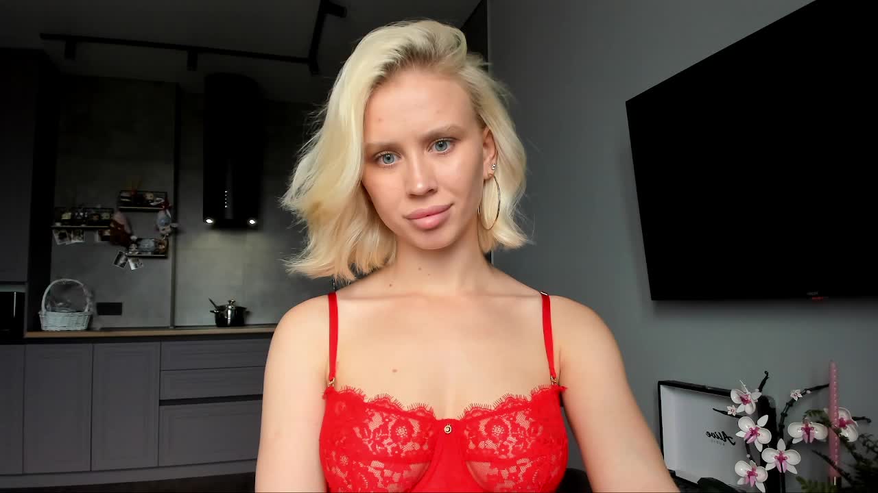 Sunlovv Adult Chat August 6, 2026