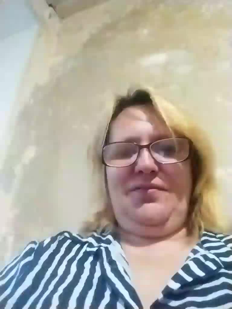 ForestLadyXL Adult Chat August 6, 2026