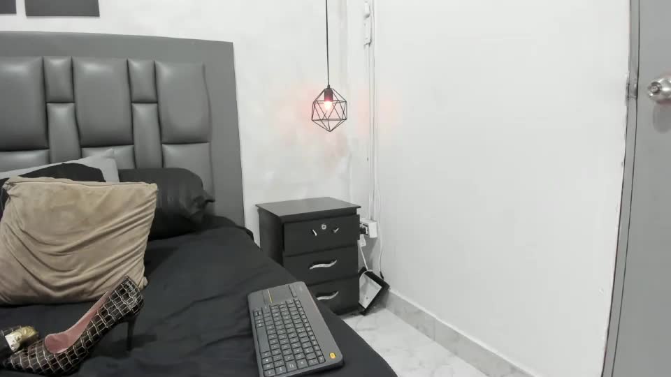 dakota_roussee Adult Chat August 6, 2026