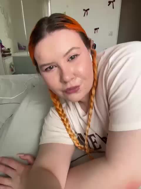 Luna_Lu Adult Chat August 6, 2026