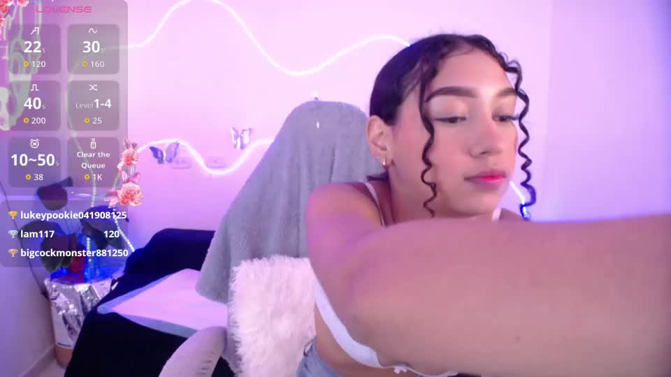 mia_cute_girl Adult Chat August 6, 2026