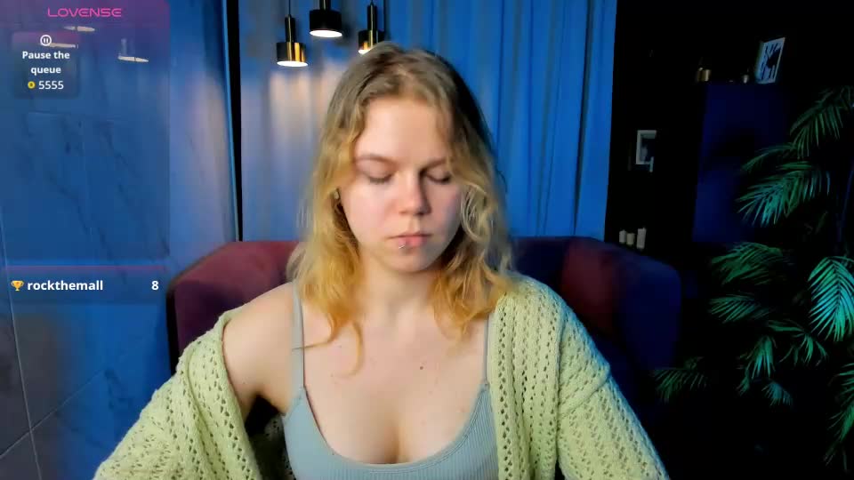 elizabethvane Adult Chat August 6, 2026