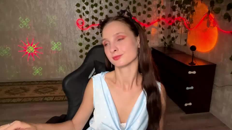 riana_razz Adult Chat August 7, 2026