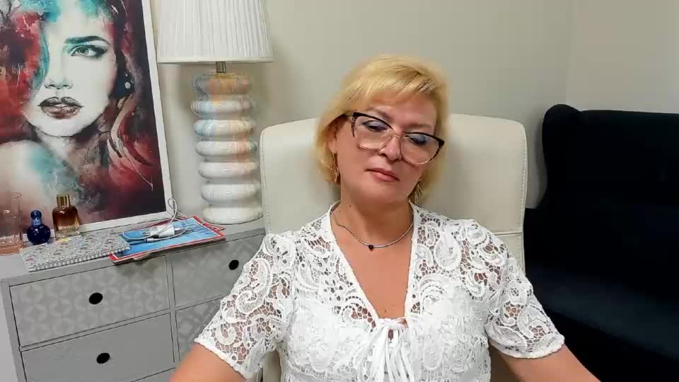luna_xfantasy Adult Chat August 6, 2026