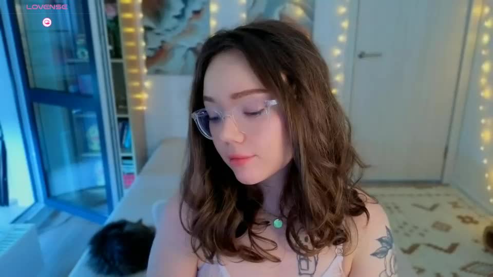 milly_saint Adult Chat August 7, 2026
