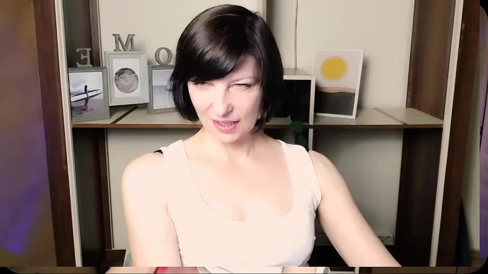 angelinalov_ Adult Chat August 7, 2026