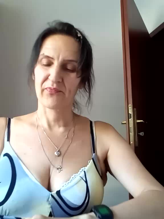 AleneLorrie Adult Chat August 7, 2026