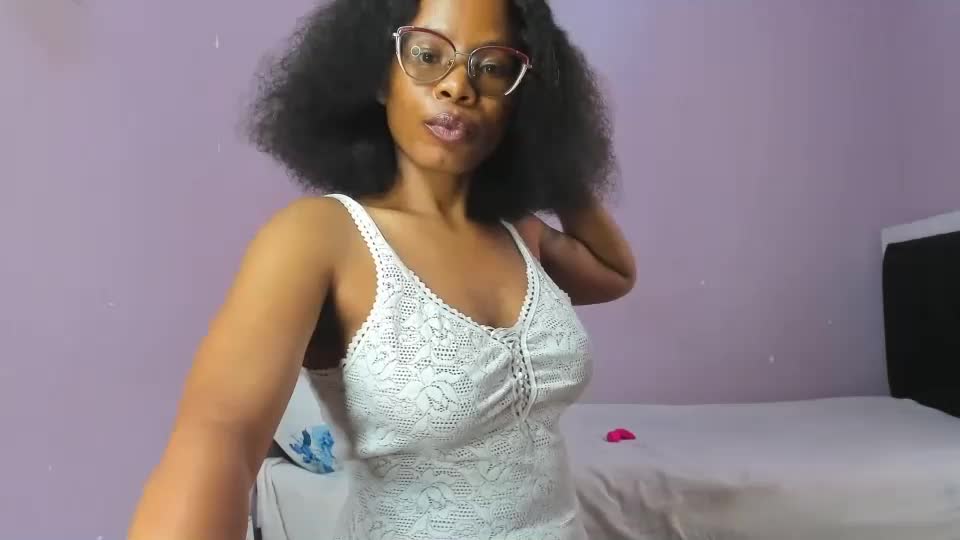 lola_coco Adult Chat August 7, 2026