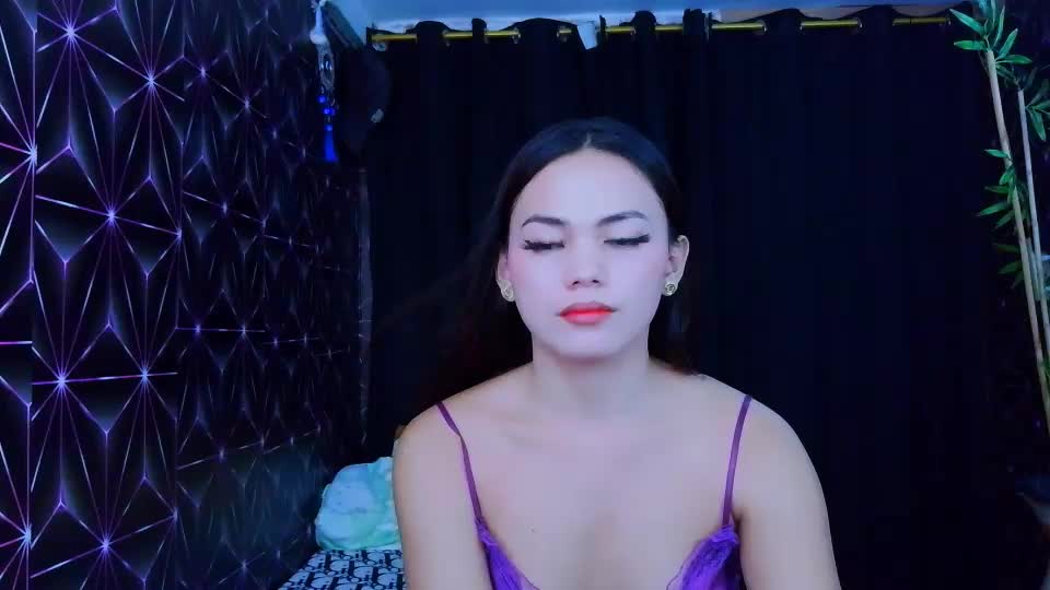 urhot_maxine Adult Chat August 6, 2026