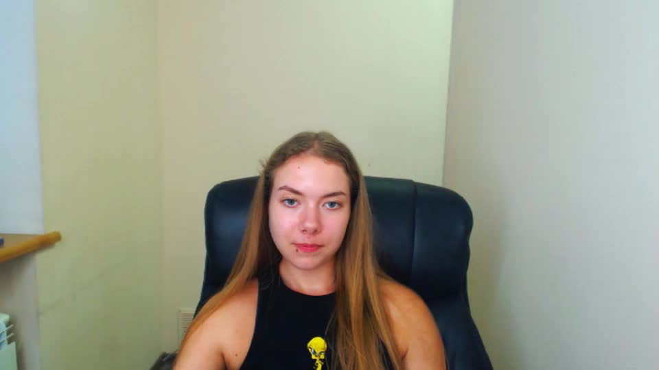 zoey_deuttch Adult Chat August 7, 2026