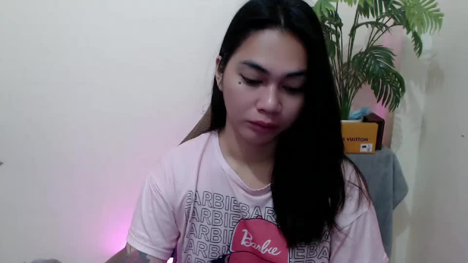 urasian_erica Adult Chat August 7, 2026