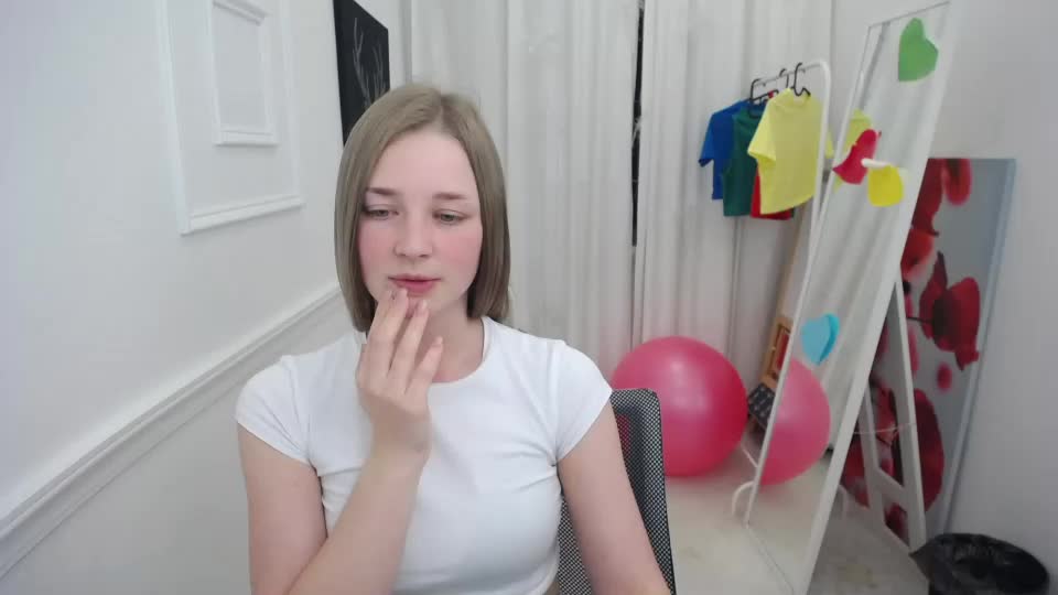 bree_sky Adult Chat August 7, 2026