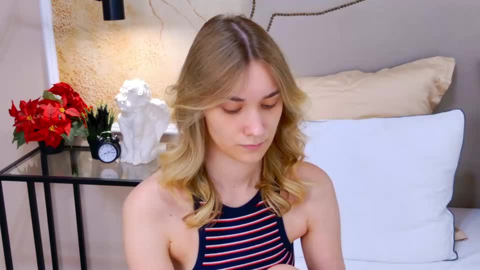 elizabethcash Adult Chat August 7, 2026