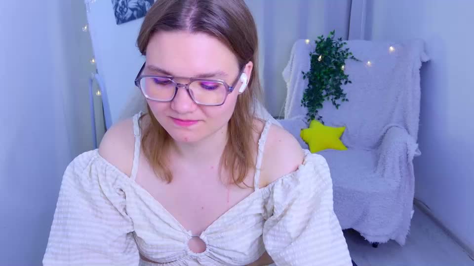 dreamyydaze Adult Chat August 7, 2026