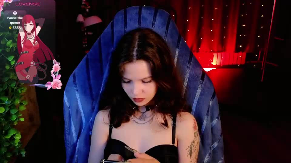 moonberry_yi Adult Chat August 7, 2026