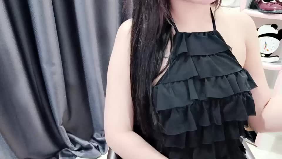 hellokitty_sexy Adult Chat August 7, 2026