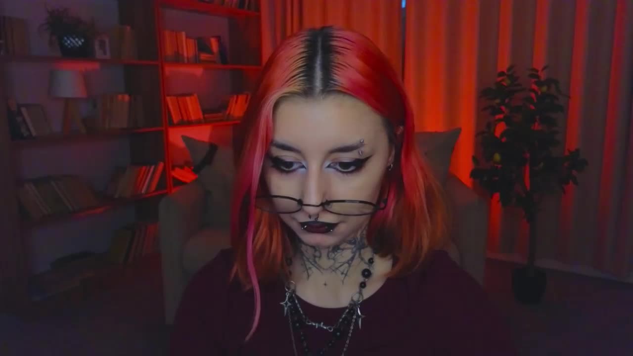 MistressMarcelline Adult Chat August 7, 2026