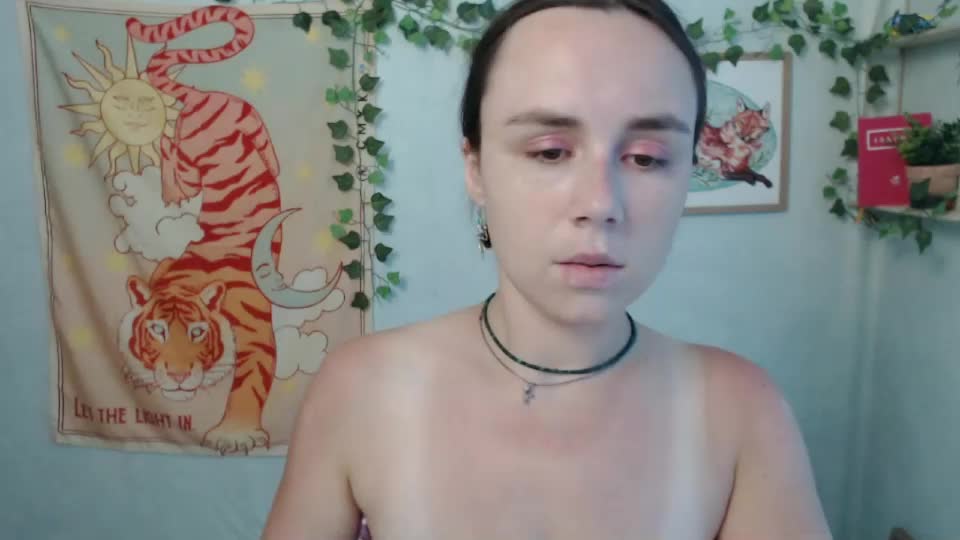 veryveryvery_shy Adult Chat August 8, 2026