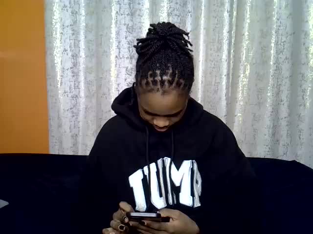 fine_queen12 Adult Chat August 8, 2026