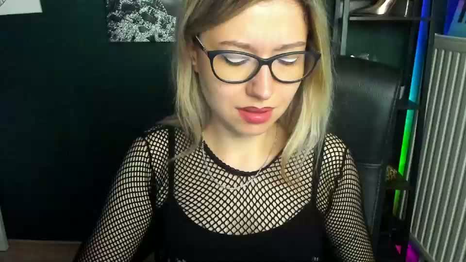 heidi_pleasure Adult Chat August 8, 2026