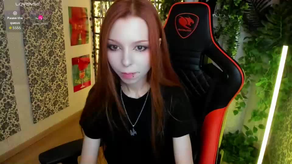 star_tarra Adult Chat August 7, 2026