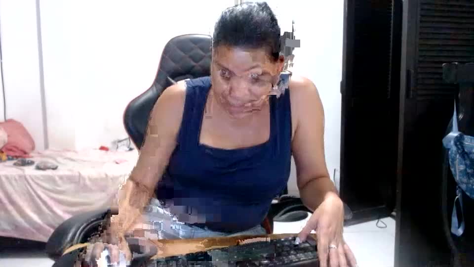 ariannaloovel Adult Chat August 8, 2026