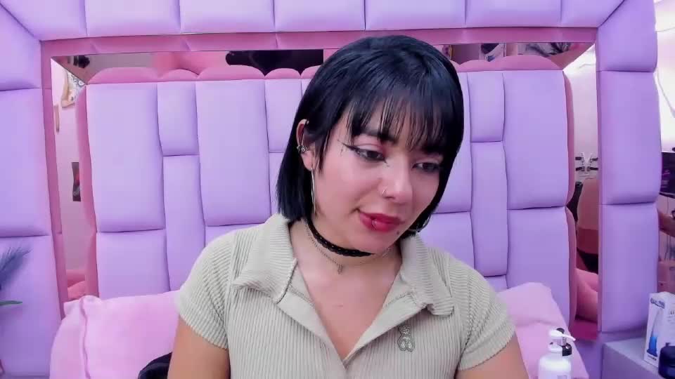 roxane_vega Adult Chat August 8, 2026