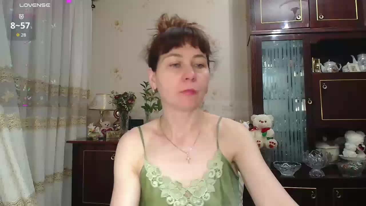 caroliiine Adult Chat August 8, 2026