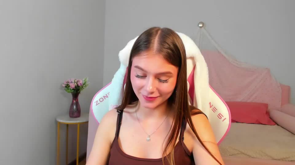 ericafoxes Adult Chat August 8, 2026