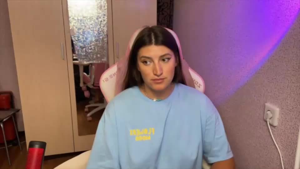 katrin_kristal Adult Chat August 8, 2026