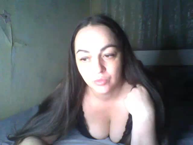 KissyHoney Adult Chat August 8, 2026