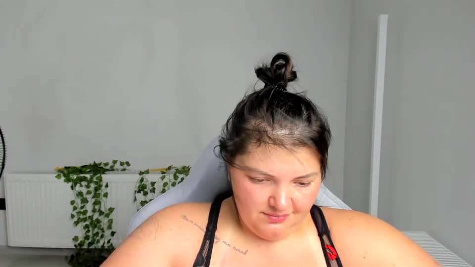 stella_la_ Adult Chat August 8, 2026