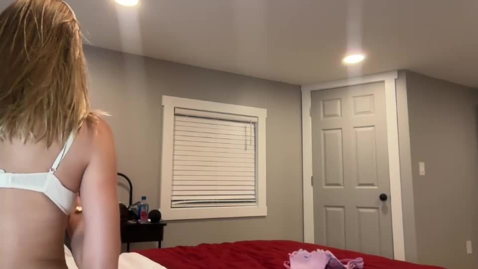 honeyyy95 Adult Chat August 8, 2026