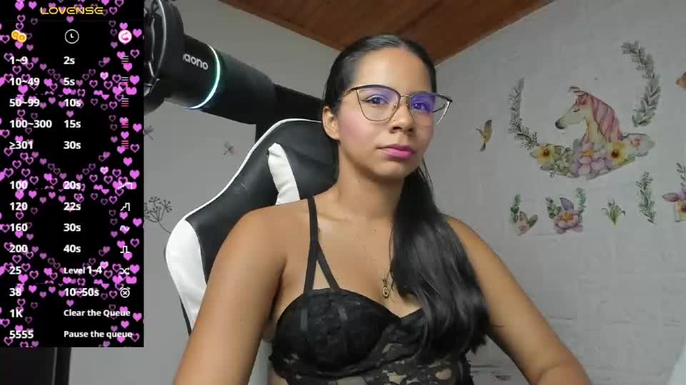 alisson_hoffman05 Adult Chat August 8, 2026
