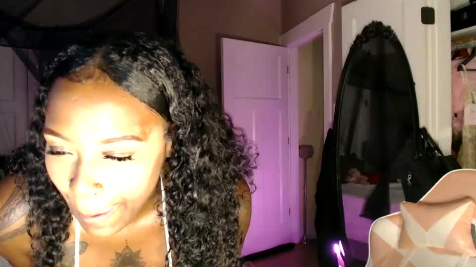 tattooedangelxx Adult Chat August 8, 2026