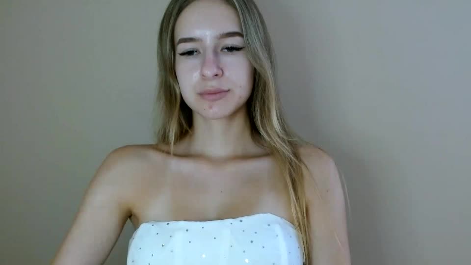 tiarasmile Adult Chat August 8, 2026