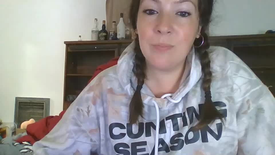 shymilf535 Adult Chat August 8, 2026